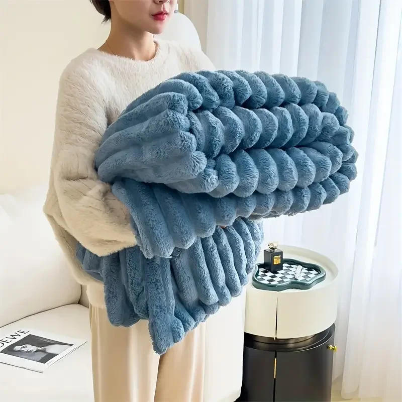 Description Picture 6 of itemLight luxury Solid Color Multifunctional Rabbit Velvet Blanket Winter Thick Warm Flannel Used For Bedroom Living Room Blanket