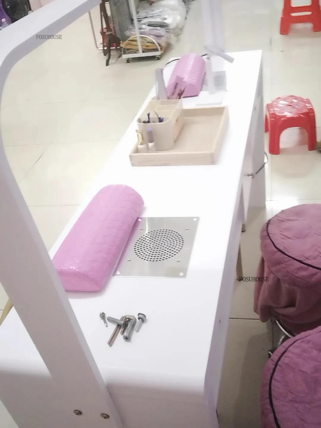 Description Picture 6 of itemModern Professional Manicure Table with Vacuum Cleaner Single Double Light Luxury Nail Table Commercial Manicure Tables