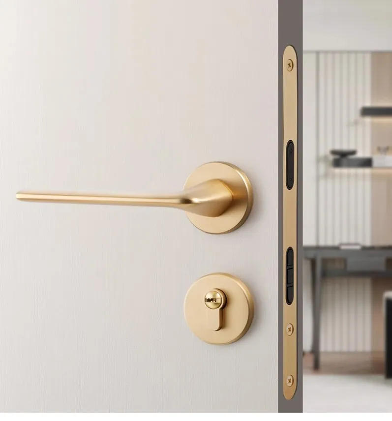 Description Picture 4 of itemGold Zinc Alloy Bedroom Door Lock Interior Wooden Door Handle Lock Body Set Mute Security Door Lock Home Hardware with Key