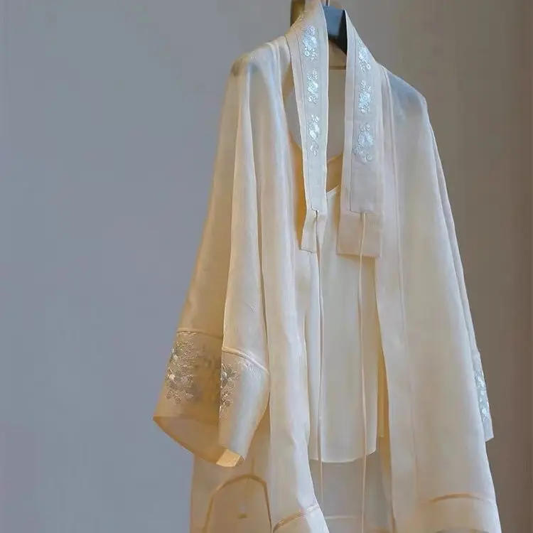 Description Picture 3 of itemBlusas Femininas Elegantes Sun Protection Shirts for Women Mujer Moda 2025 Blouses Lady Thin Jacket Chemise Femme Top