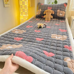 1pc Winter Milk Flannel Soft Warm Bed Protector Mattress Toppers Home Dormitory Student Thicken Bedsheet Topper Floor Tatami Mat