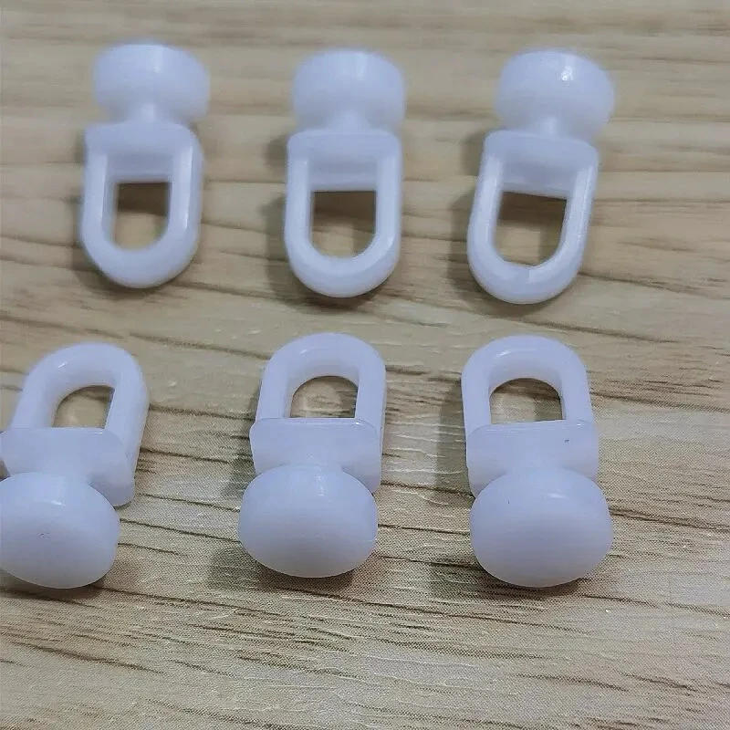 Description Picture 4 of item50PSC nano sound-absorbing curtain track pulley hook universal old style curtain small flat wheel plastic accessories