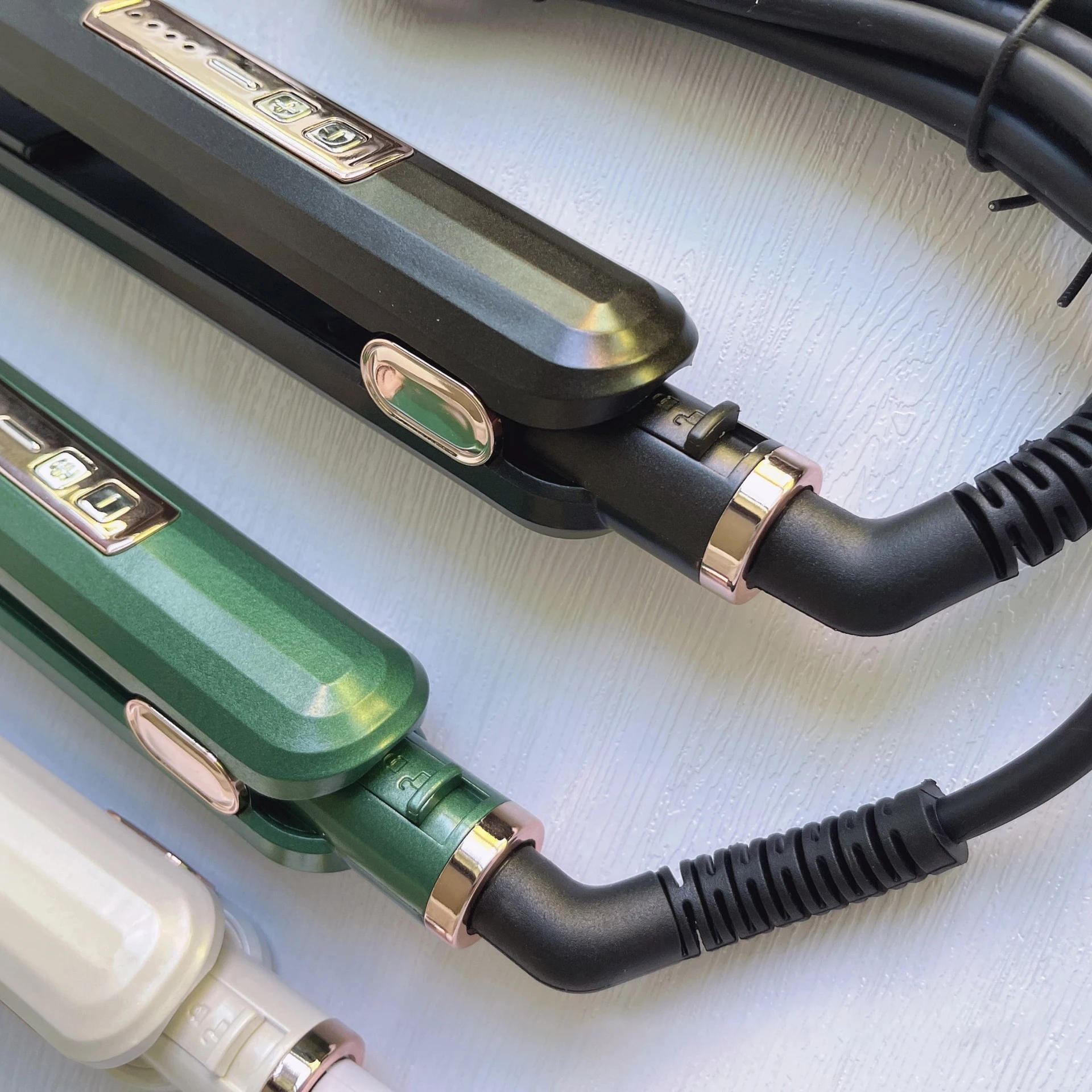 Description Picture 5 of itemFlat Irons Wholesale Private Label Personalized Flat Iron Brand 1Inch Flat Iron Hair Straightener