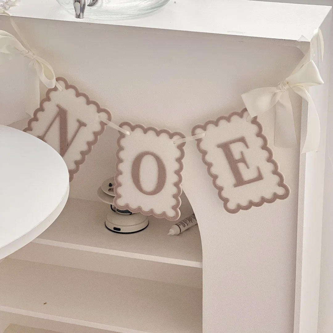 Description Picture 4 of itemINS Style Bow ONE Non Woven Felt Banner Hat 1st Birthday Chair Garland Photo Props for Kids Birthday Baby Shower Party Decor