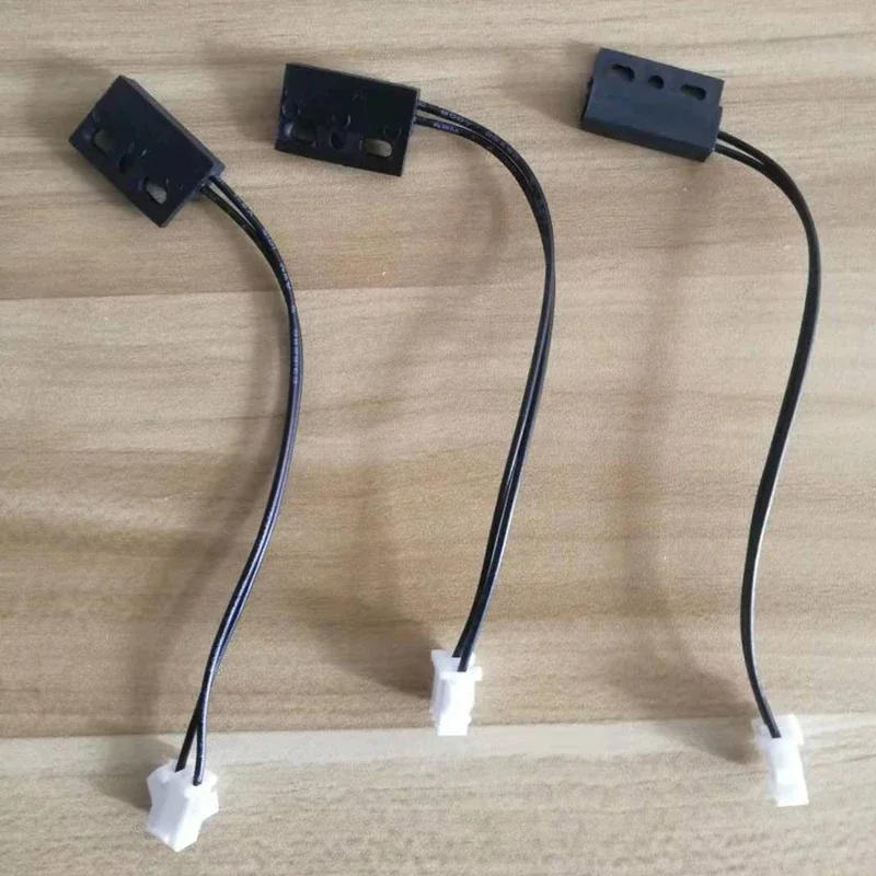 Description Picture 3 of item5 Pcs Gas Water Heater Parts Gas Water Heater Two-wire Water Pressure Switch for Linkage Valve