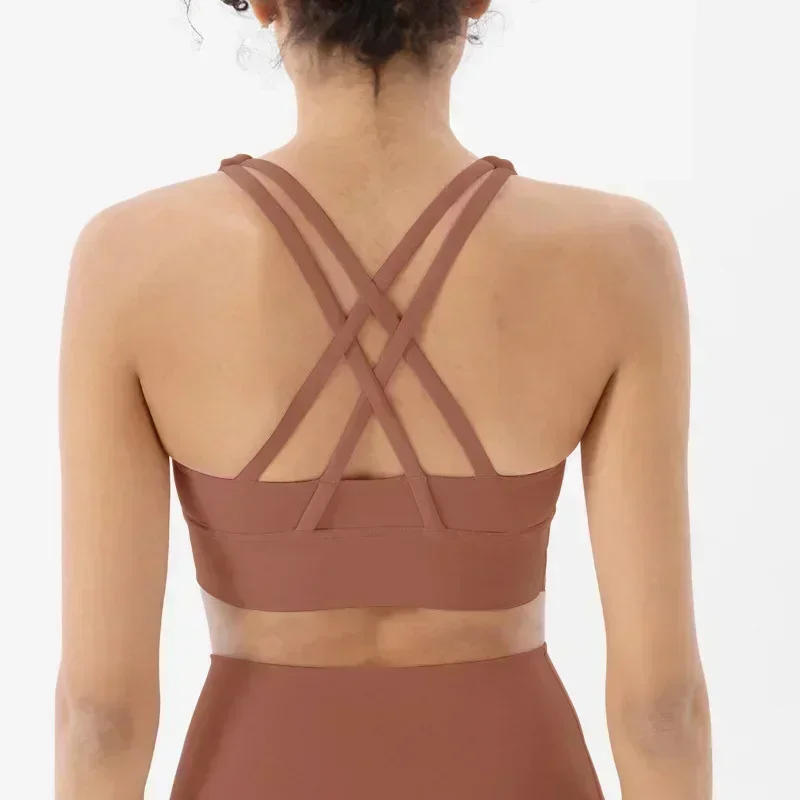 Description Picture 4 of itemLemon Women Soft Gym Yoga Vest Athletic Fitness Sports Bra Solid Color Cross Sexy Tights Tank Top Bra With Chest Pad