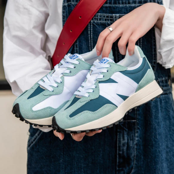 Slide 2ace457978714c028be190d9ef7ec38f