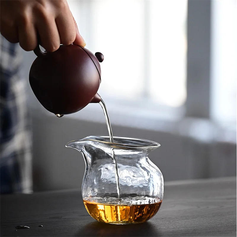 Description Picture 4 of item220ml Japanese Hammer Pattern Glass Fair Cup Chahai Tea Pitcher Heat resistant Coffee Kung Fu Tea Separator Tea Set Accessories