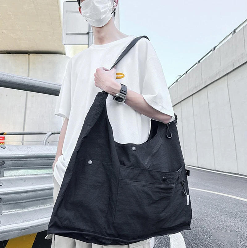 Description Picture 6 of item2025 Multifunctional Camping Vest Workwear Outdoor Dual-Use Variable Backpack Vest With Machine Washable Touring Hiking Fishing