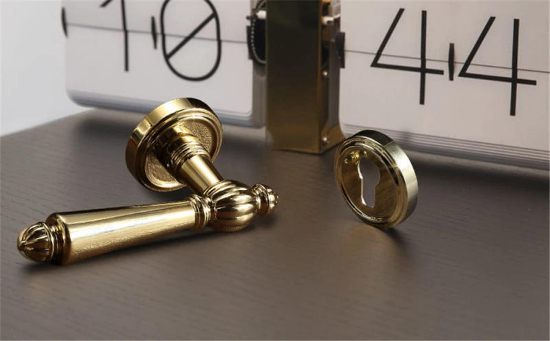 Description Picture 6 of itemBlack Zinc Alloy Door Handle Lock Interior Silent Safety Door Locks Bedroom Split Mechanical Gold Lock Furniture Hardware Locks