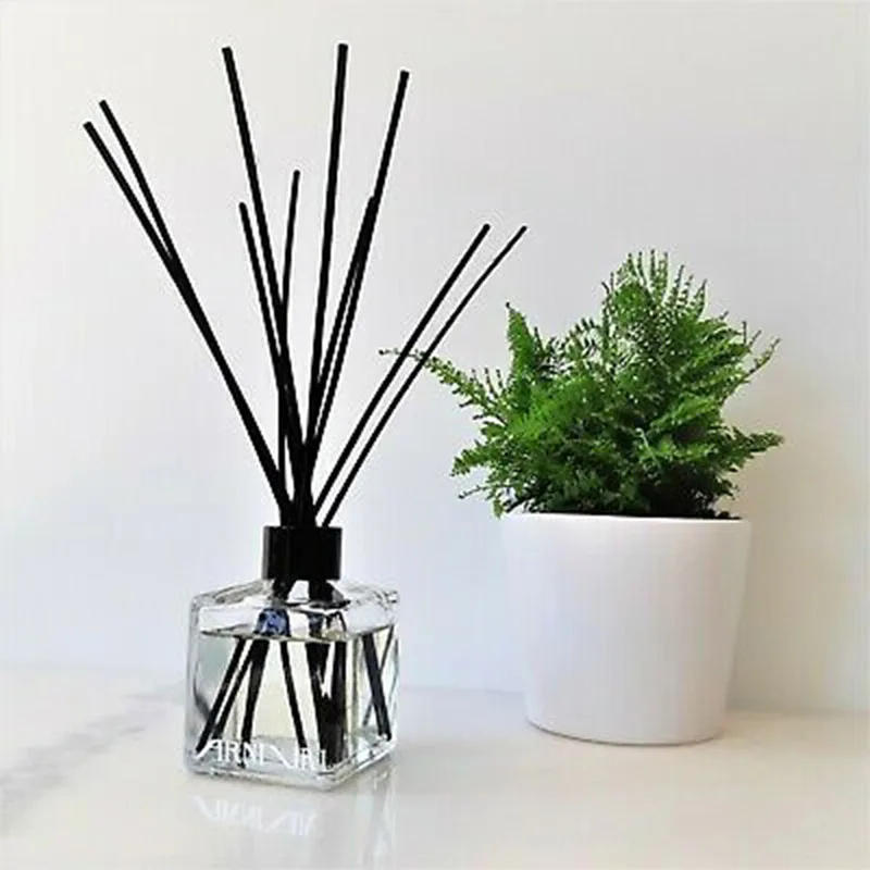 Description Picture 3 of item100PCS Black Fiber Rattan Sticks Essential Oil Reed Diffuser Sticks Fragrance For Bedroom Office Car Air Freshener Home Decor