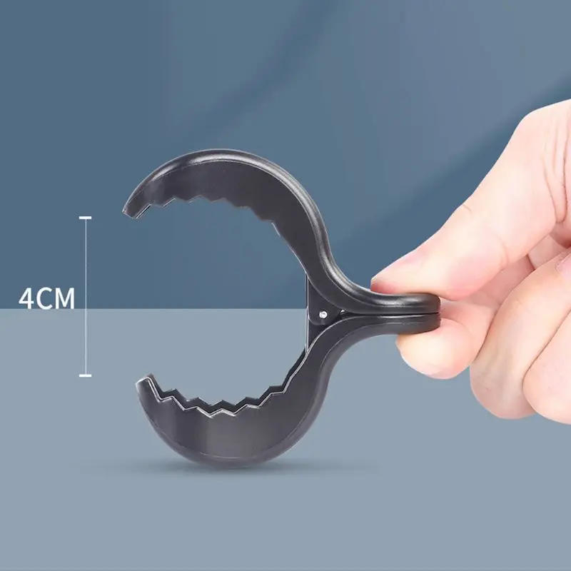 Description Picture 5 of item4 Pack Baby Car Seat Accessories Plastic Pushchair Toy Clip Pram Stroller Peg To Hook Cover Blanket Mosquito Net Clips