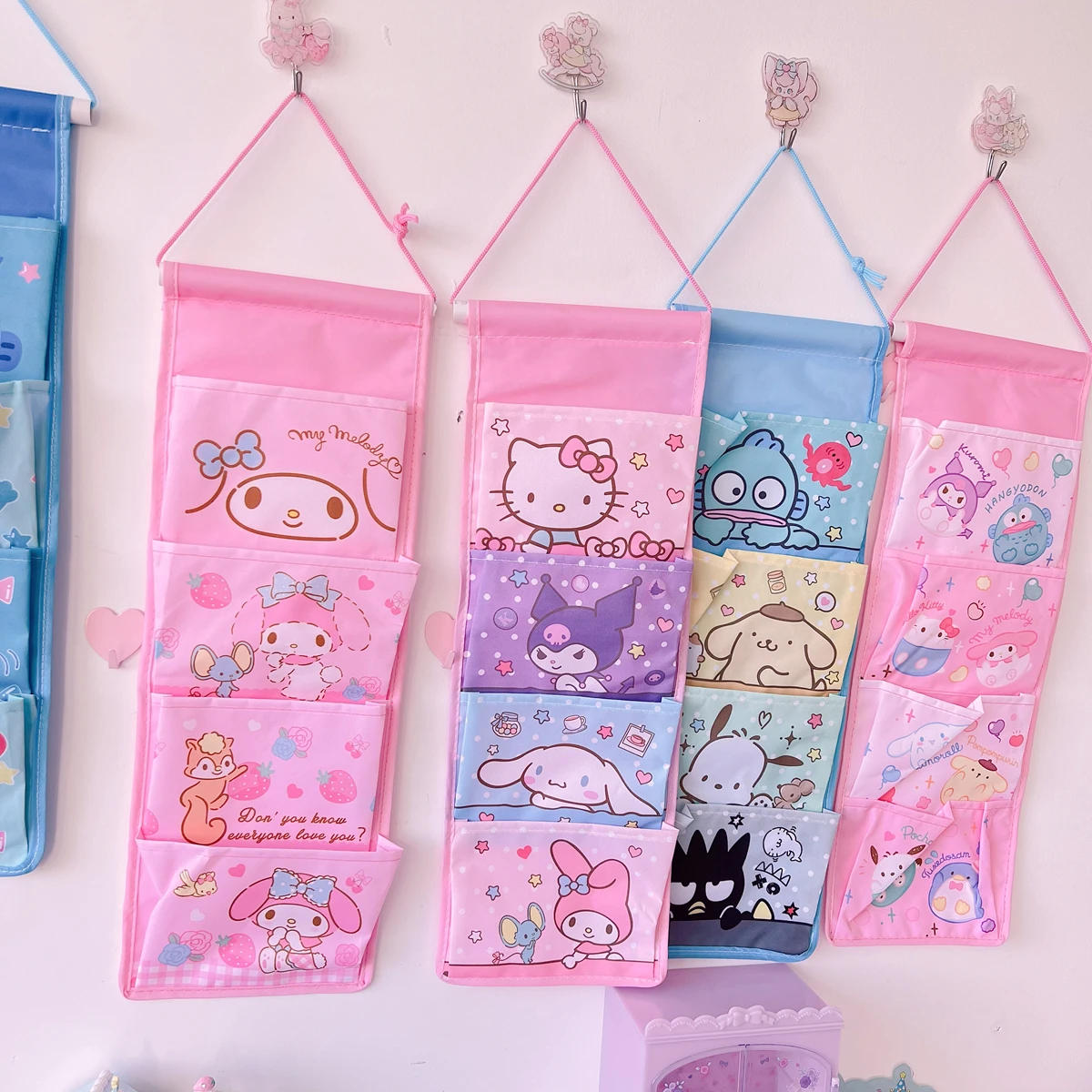Description Picture 6 of itemSanrio Kawaii Wall Hanging Storage Bag Cartoon Kuromi My Melody Cinnamoroll Multi-compartment Sundry Bag Cute Wall Decoration