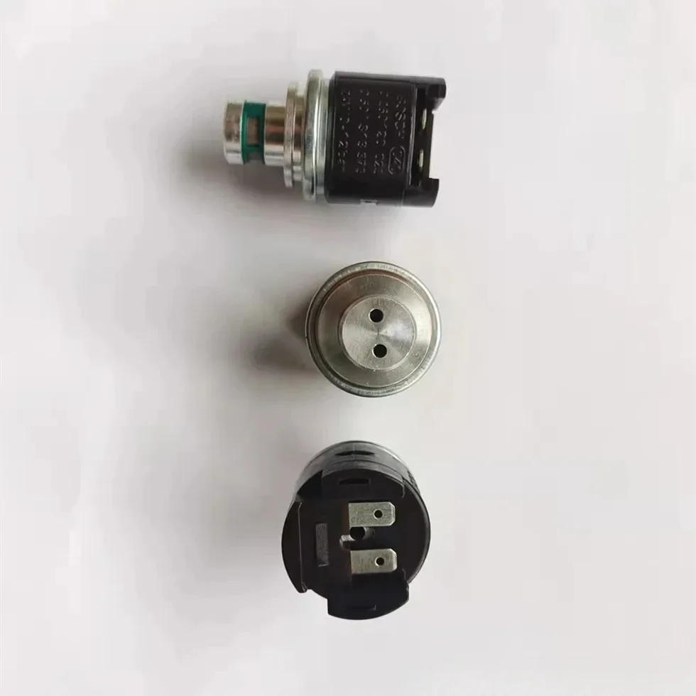 Description Picture 6 of item856 50D Loader Gearbox Accessories 0260120025 Solenoid ZF0501313375