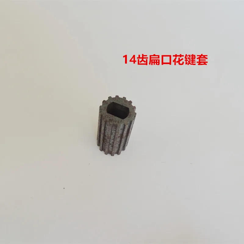 Description Picture 4 of itemseaside Garage Door Chain Pulley with Flap Door Accessories Connecting Block for Electric Motors Clutch