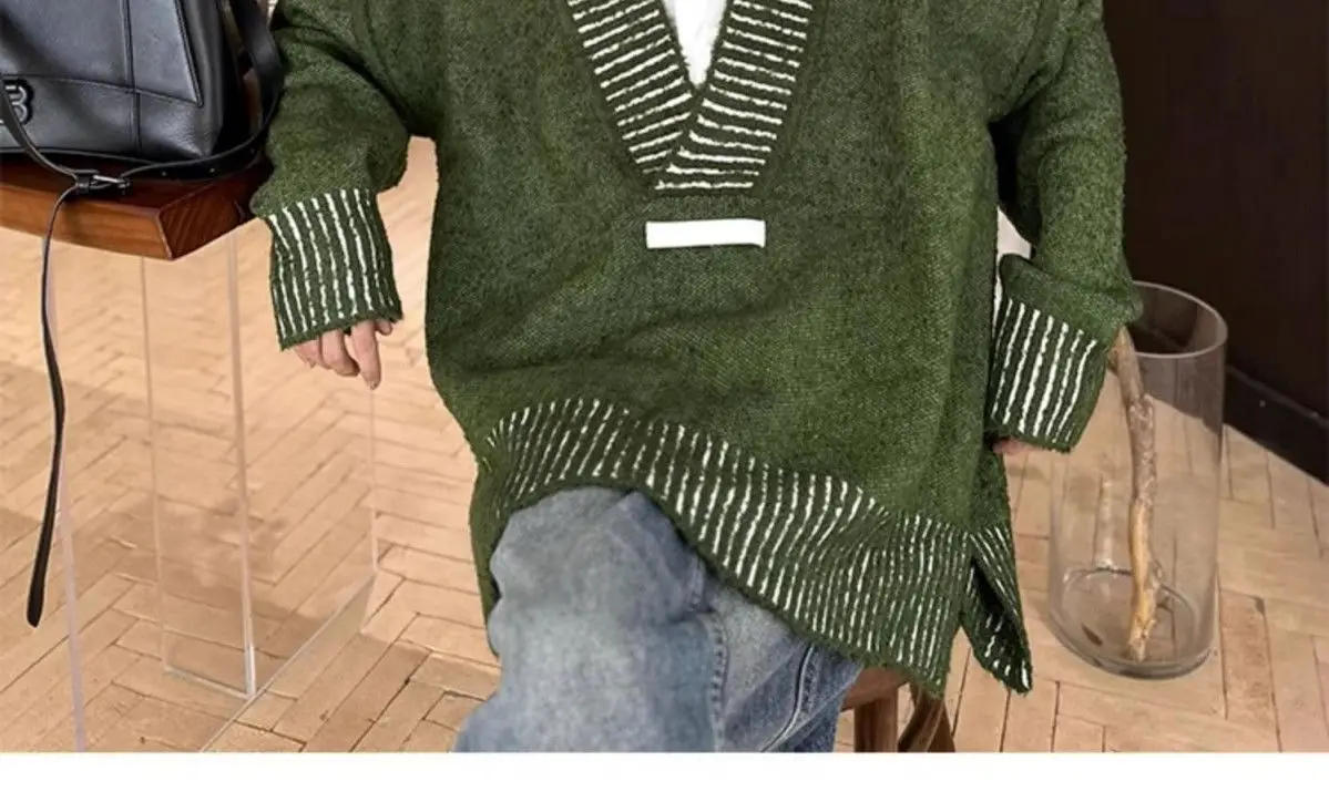 Description Picture 5 of itemAmerican Vintage Contrasting Color Splicing Slit Sweater Couple Loose Casual High Street Sweaters Pullover Male Clothes