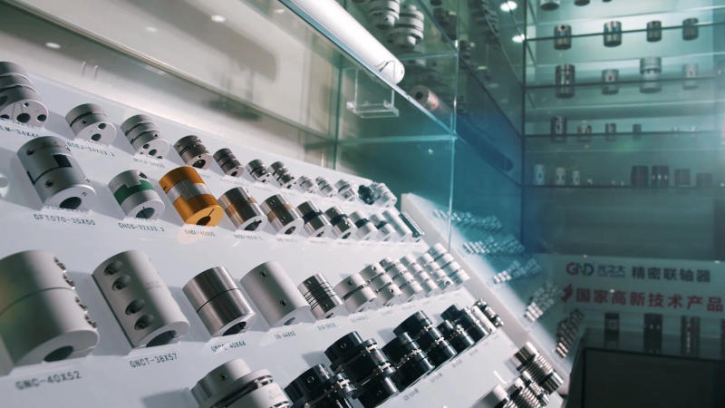 Description Picture 6 of itemGMT 45# Steel Stepped Double Diaphragm Keyway Series shaft coupling D82 to 126mm; L98 110mm