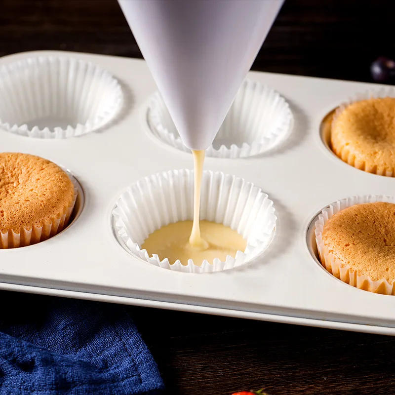 Description Picture 4 of itemHand-held Batter Funnel Chocolate Pancake Cupcake Tools Cookie Mold Cream Pastry Liquid Baking Dispenser Adjustable Tools Baking