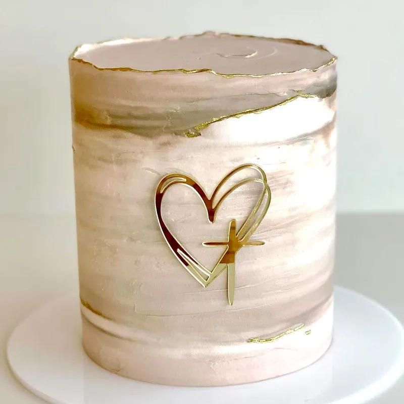 Description Picture 3 of itemLove Wedding Cake Topper Gold Red Love Heart Acrylic Topper for Wedding Anniversary Party Supplies Cake Decorations 8cm Width