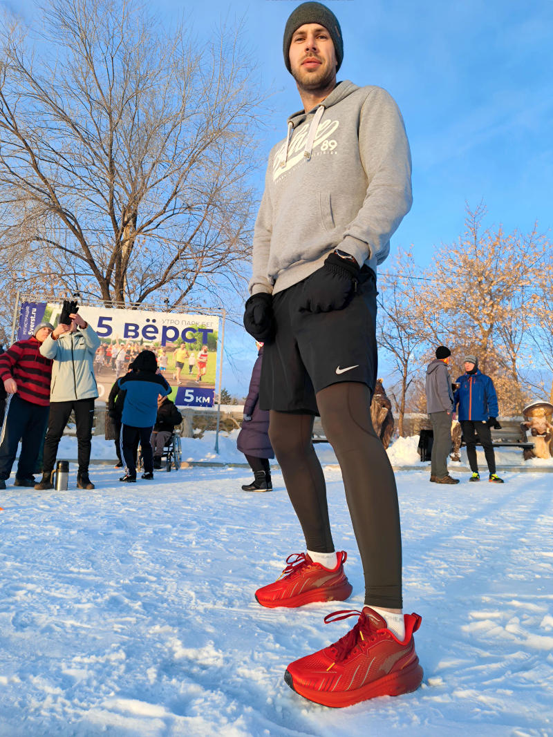 Description Picture 5 of itemONEMIX 2024 New Cushioned Running Shoes women Fall Winter Heavy Runners Lace-up Women Jump Rope Dance Non-slip Outdoor Sneakers