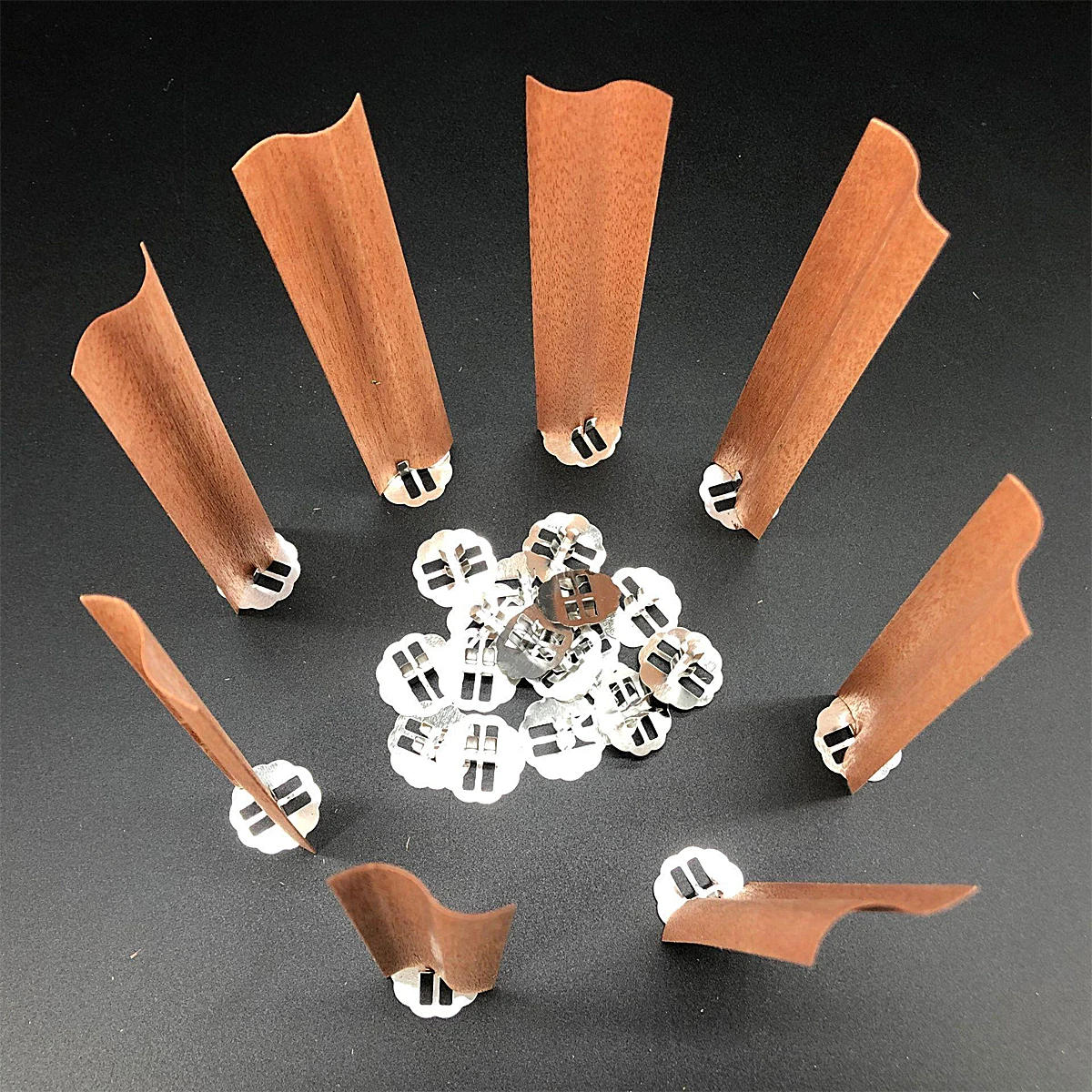 Description Picture 2 of item10pcs/set S-Shape Wooden Candle Wicks Eco-friendly Smokeless Big Flame Wooden Wax Core & Base Clamp DIY Gift Candle Making Kit
