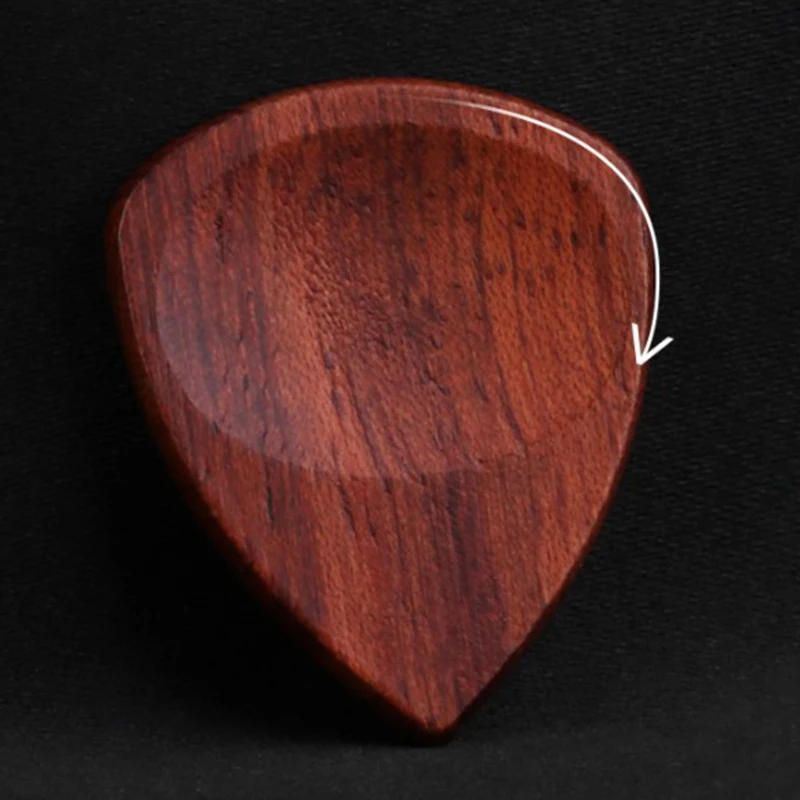 Description Picture 6 of item1Pcs Wooden Acoustic Guitar Picks Bass Ukulele Plectrum Hearted Shape Picks Electric Guitar Picks Can Be Drillable Pendant Gift