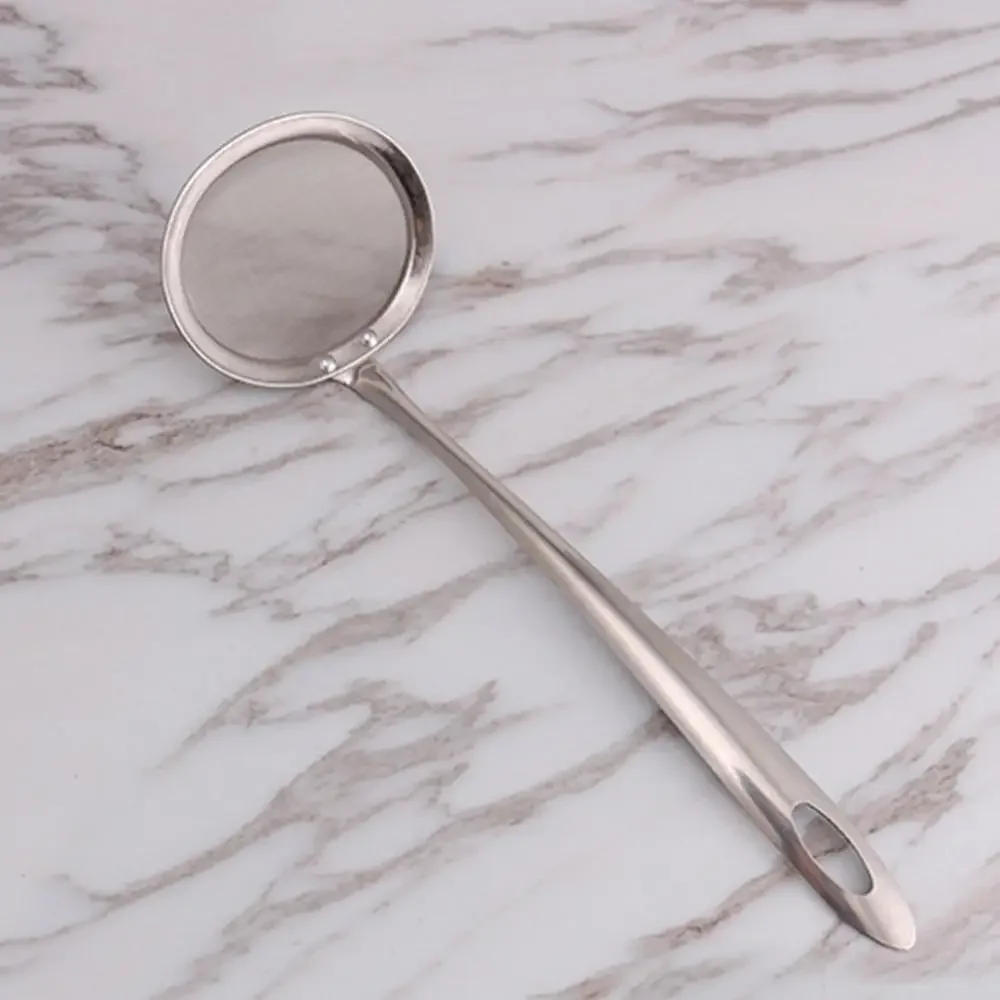 Description Picture 6 of item8/10/13cm Stainless Steel Mesh Spoon Sifter Sieve Cooking Skimmer Strainer For Removing Grease Fat And Foam Kitchen Accessories