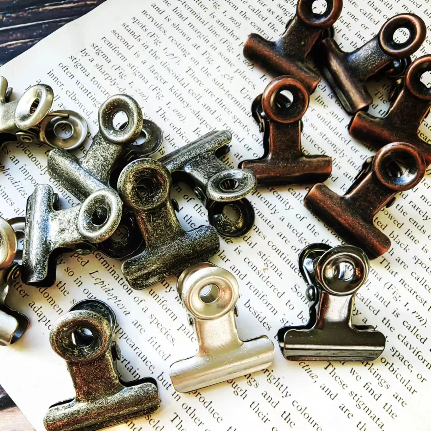 Description Picture 2 of item[MET005] Retro Clip Clamp Diy Embellishment Scrapbooking JunkJournal Handmade