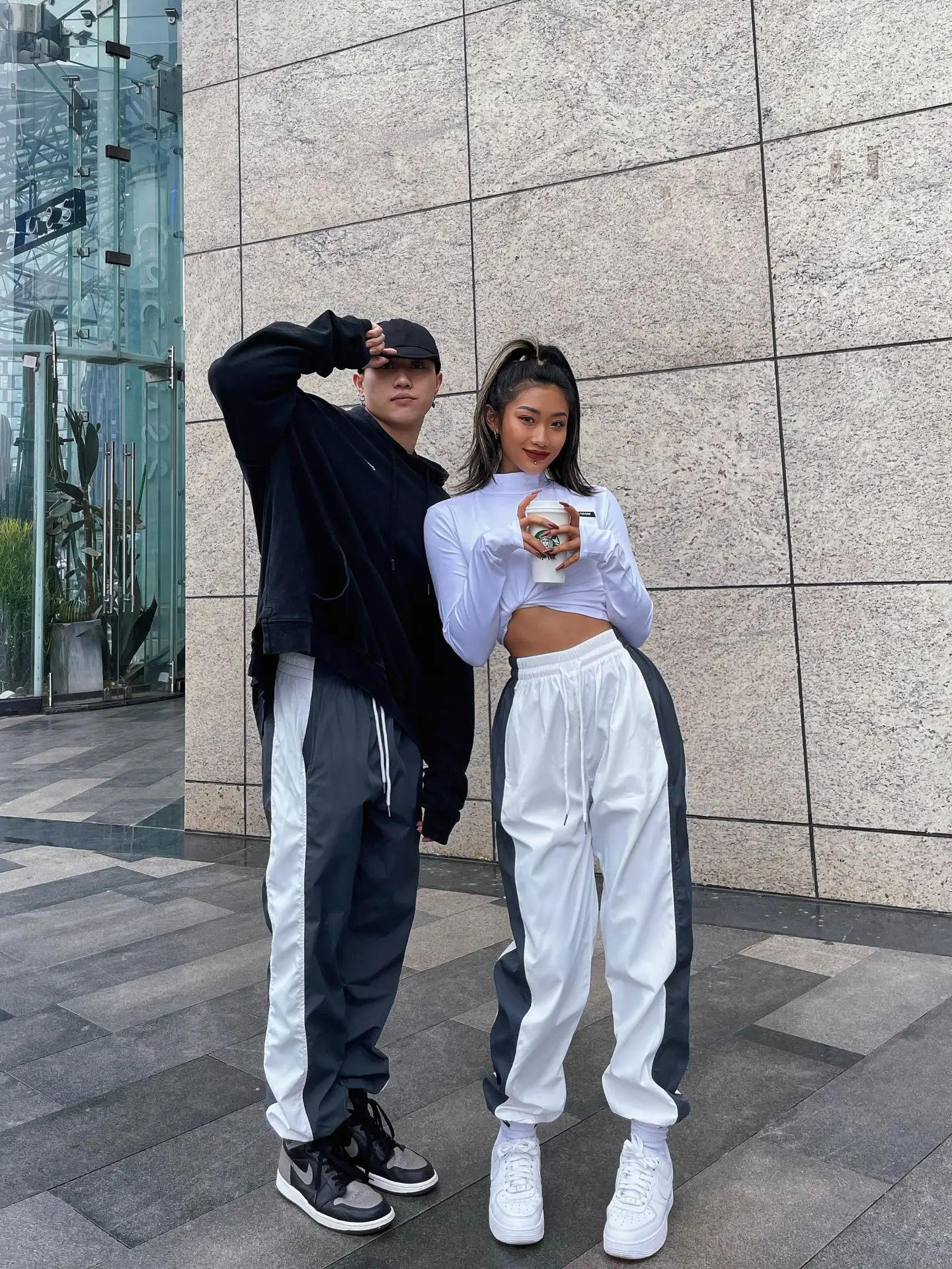 Description Picture 6 of item2022 Sweatpants Long Women's Trendy Leggings Casual Pants Autumn Loose Wide-leg Pants Men's and Women's Same Pants