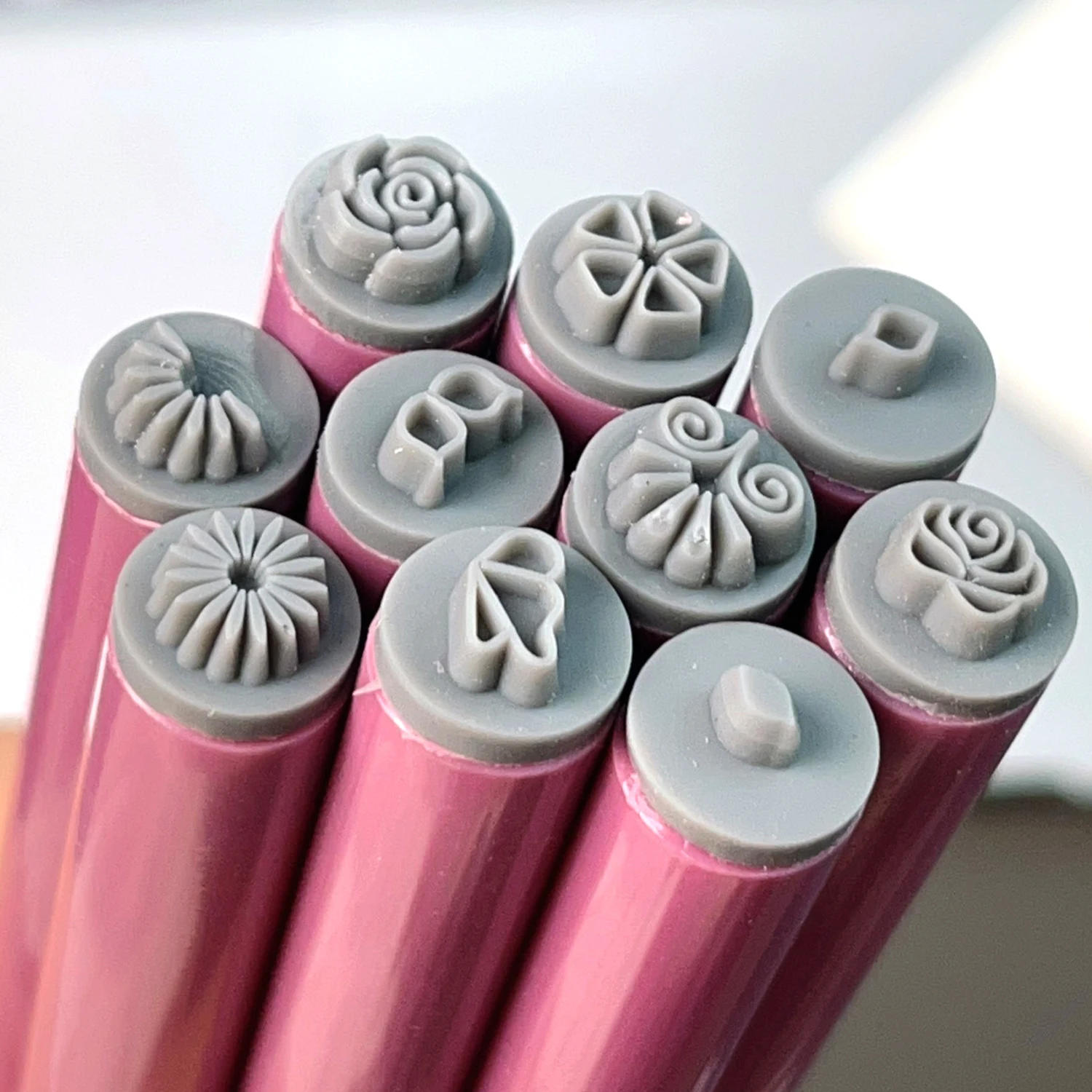 Description Picture 5 of item1-10pcs Flower Butterfly Pattern Nail Stamp Set Multifunctional Nails Painting Tool Nail Doodle Pen Art Brushstroke Templates