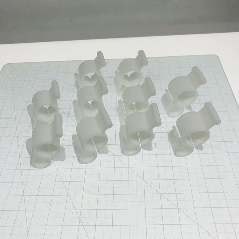 Description Picture 6 of item10pcs Camping Traveling Awning Hooks Clips for Caravan Camper Rope Light Clamp Hanger String Lights Tent Hook Hangers