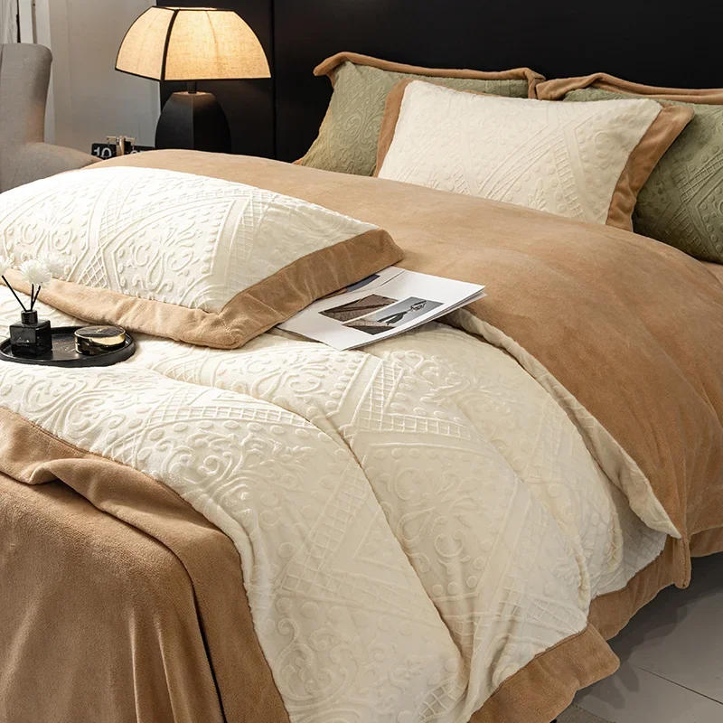 Description Picture 3 of itemLuxury jacquard velvet home Bed linen Euro Bedding set Sitting Duvet cover Quilt bed cover full set sheet sets with pillowcase