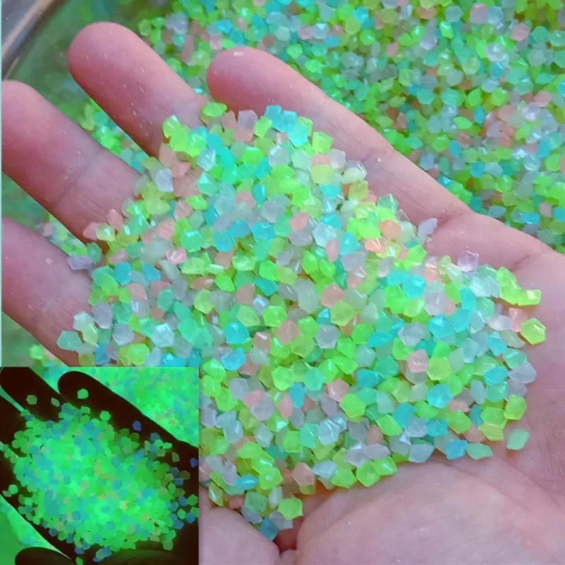 Description Picture 4 of item1000pcs Luminous Sand Glow In Dark Pebbles Stone Home Garden Outdoor Path Lawn Decoration Fish Tank Aquarium Decor 3-5mm