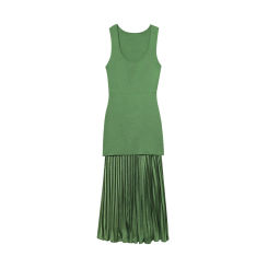INS Fashion Vibrant Green Round Neck Sleeveless Sliping Pleated Skirt Edge Design Women Solid Long Dress ZATT 2025 Spring New