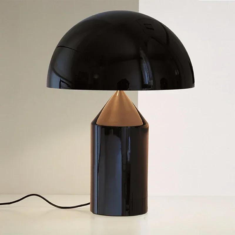 Description Picture 4 of itemNordicpostmodern simplebedroombedside table lamp personalized creative gold light luxury designer ins wind table lampторшерثريات