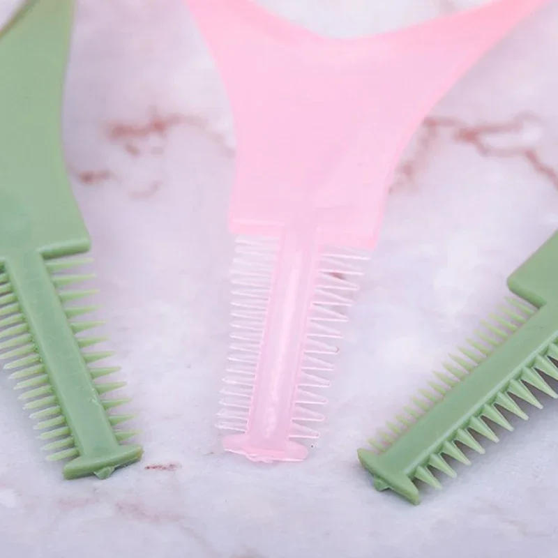 Description Picture 5 of item3 in 1 Makeup Mascara Shield Brush Applicator Comb Guide Card Multifunction Beauty Aid Brushing Eyelash Tools Косметика