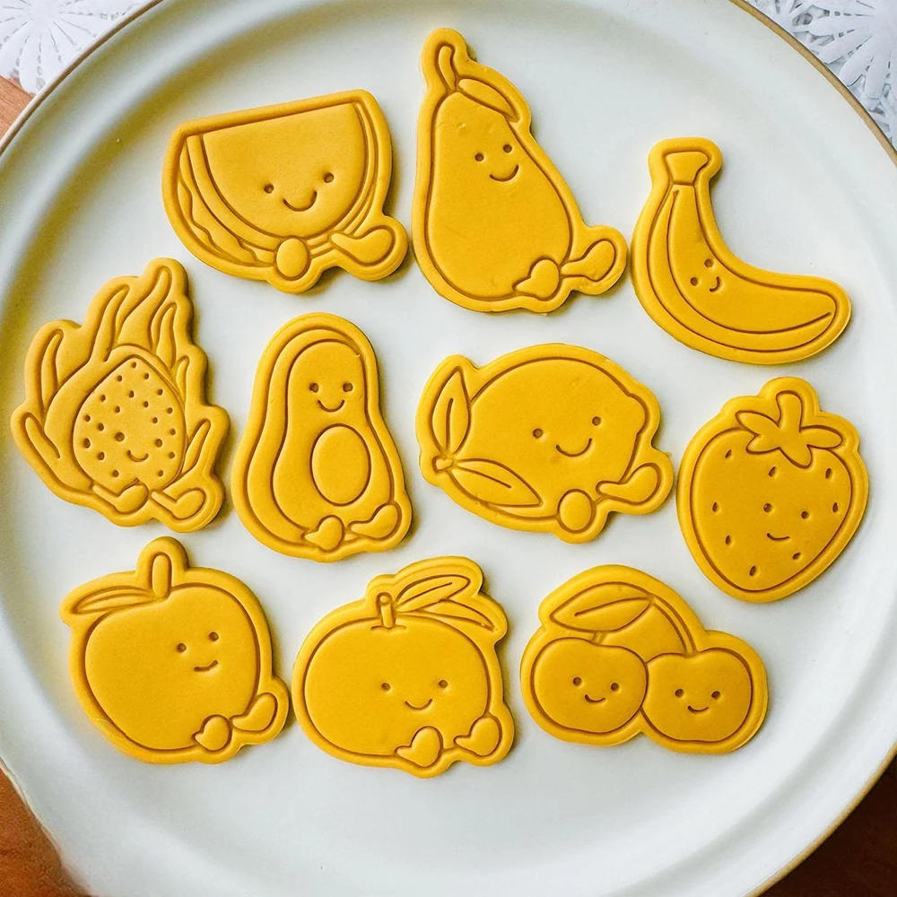 Description Picture 2 of itemCartoon Fruit Cookie Cutters DIY Bakery Tools and Accessories Stampcookie Cutters