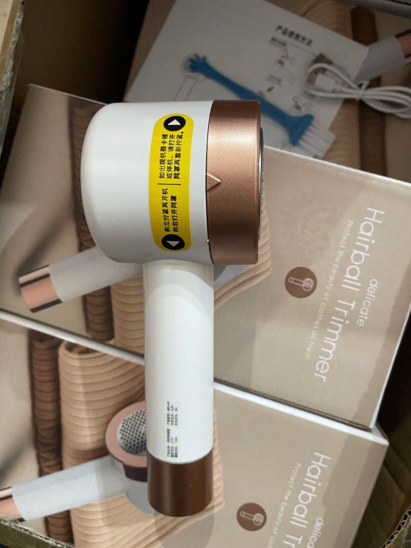 Description Picture 5 of itemFF179 2 in 1 USB Electric Rechargeable Clothes Fabric Shaver Lint Roller for Pet Hair Electric Lint Remover Clothes Shaver