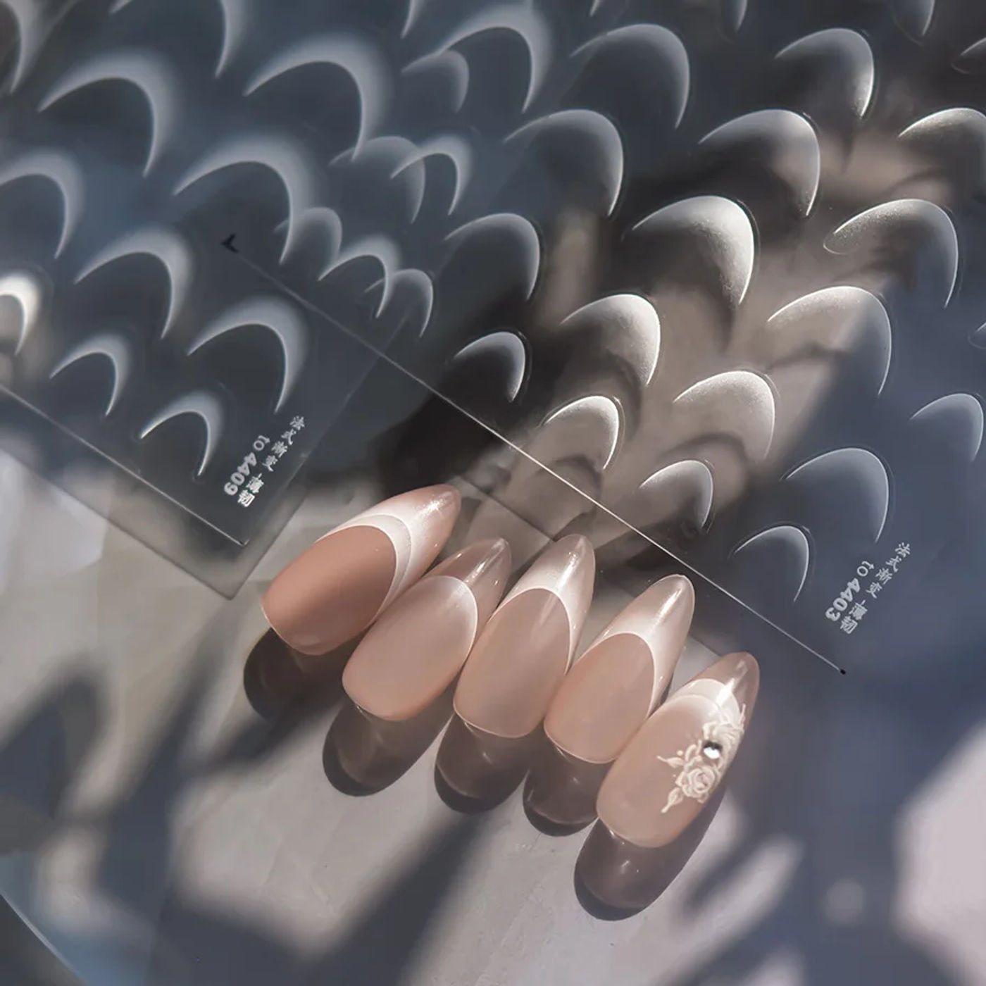 Description Picture 2 of item1pcs Cute French Gradient Line Nail Art Stickers 5D Embossed Relief Self Adhesive Nails Sticker DIY Manicure Decorations Decals