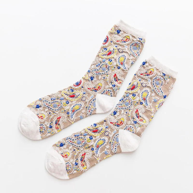 Description Picture 4 of item2023 Floral Print Cotton Long Socks for Women Woman Socks Ethnic Korean Fashion Harajuku New Retro Vintage Streetwear Crew Socks