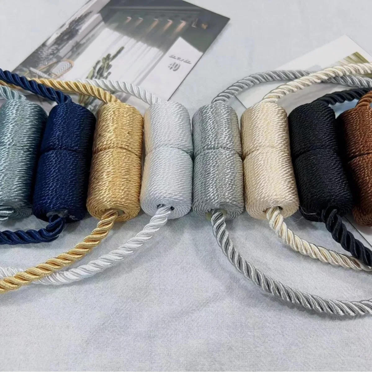 Description Picture 3 of item2PCS Magnetic Curtain Tieback Delicate Holders Tie Back Buckle Clips Hanging Ball Decor Accessories