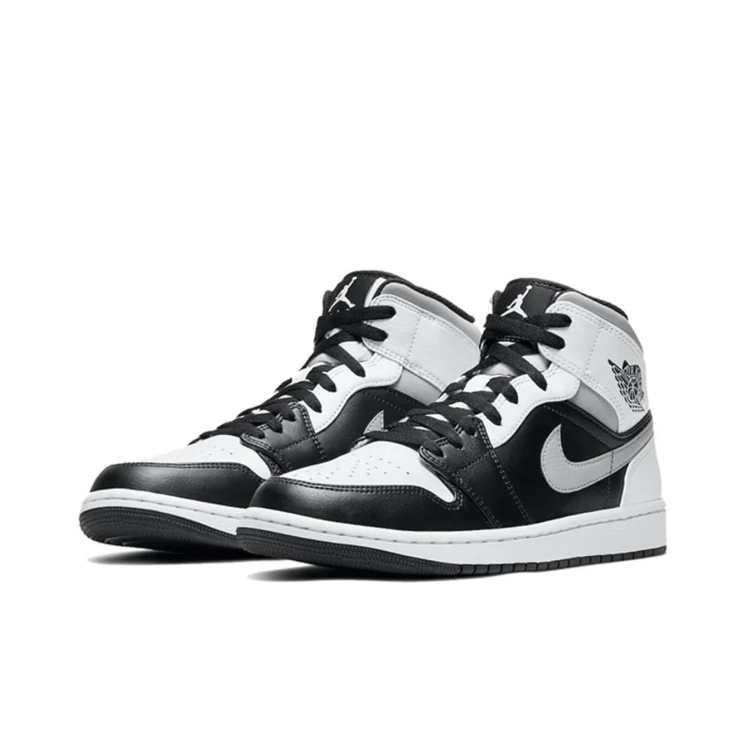 Description Picture 5 of itemIconic Brand Original Air Jordan 1 MID Classic Men's Basketball Shoes Comfortable Wear-resistant Anti-skid Black and White Colorway
