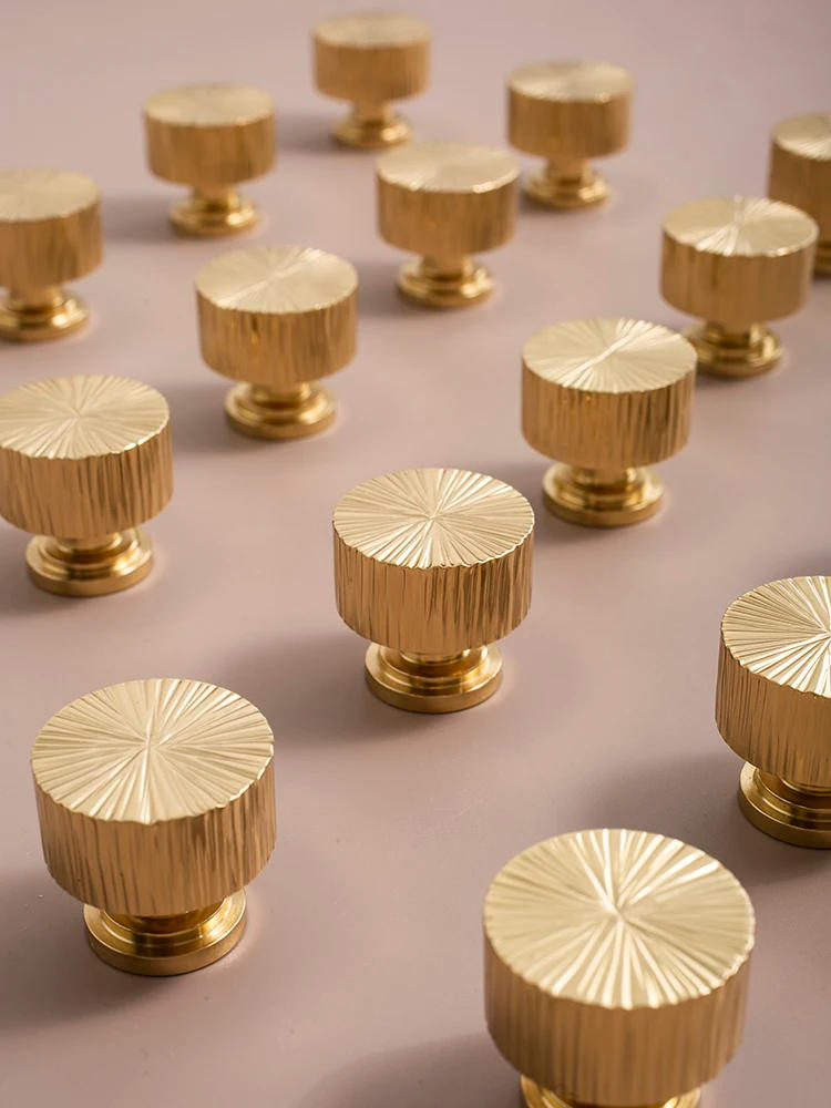 Description Picture 4 of itemTinyhob Vertical Lines Solid Brass Handle for Kitchen Cabinet Knobs T Bars Bedroom Wardrobes Long Pull Gold Drawer Handle