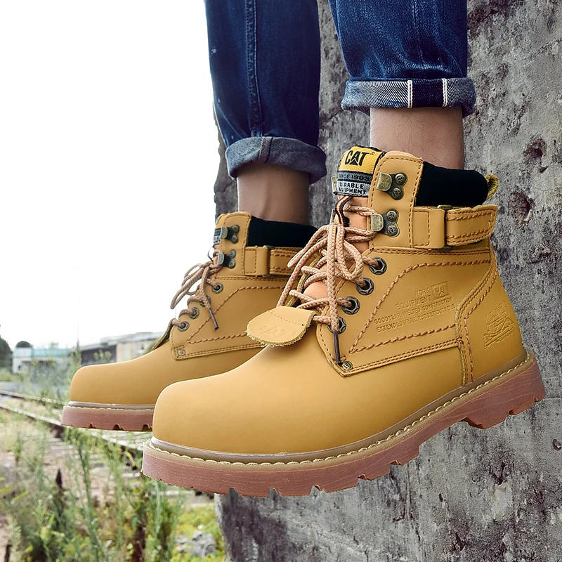 Description Picture 2 of itemCouple Boots for Men and Women Classical Outdoor Casual Winter Warm Comfortable Walking Shoes High-top Non-slip Snow Boots Men