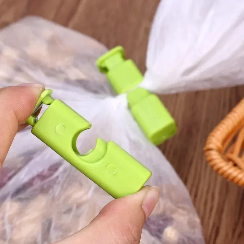 Description Picture 4 of item12/1 Pcs Food Sealing Clips Bread Storage Bag Clips For Snack Wrap Bags Spring Clamp Reusable Kitchen Organization Sealing Clamp