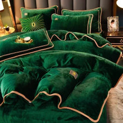 Luxury Milk Velvet Ultra-thick Warm Bedding Set for Winter Warmth Skin-friendly Duvet Cover Set King Antistatic Quilt Cover Sets