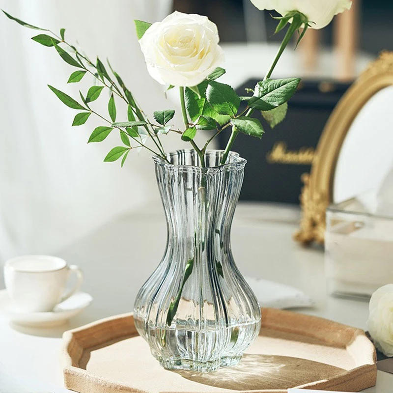 Description Picture 6 of itemGlass Transparent Flower Vase Retro Hydroponics Plants Pot Clear Flower Container Flowers Arrangement Bottle Table Decoration