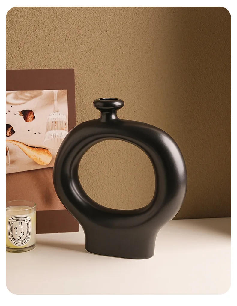 Description Picture 3 of itemCreative Zebra Stripes Ceramic Vase Artificial Flower Decorative Flowers Pots Desk Decoration Floral Vases Room Aesthetic Decor