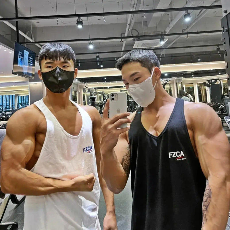 Description Picture 4 of itemMen’s Summer Thin Sports Leisure Breathable Soft and comfortable Cotton Vest Youth Fitness Training Sleeveless T-Shirt