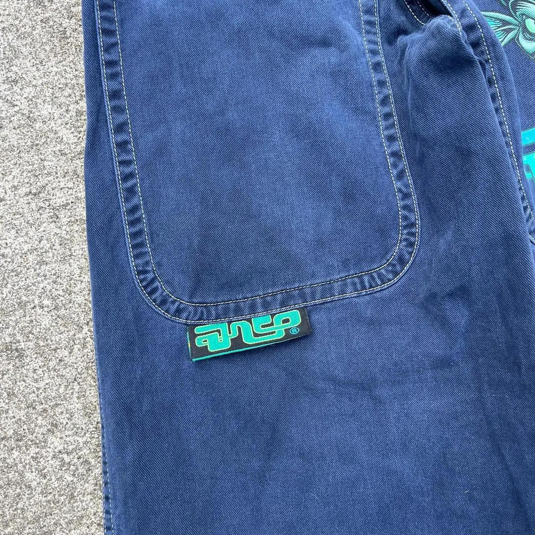 Description Picture 3 of itemCasual jeans American large pocket skull print washed wide leg jeans Y2K hip hop street loose denim men's and women's trousers